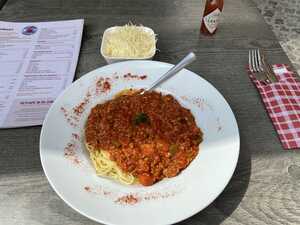 Pasta with red sauce