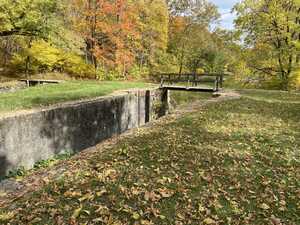 Bridge over concrete lock